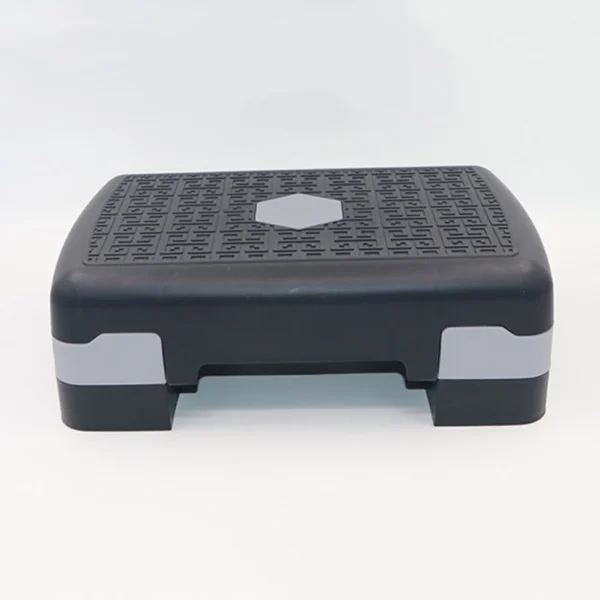 en plastique ABS, ce stepper de fitness a été moulé dans une seule unité pour supporter jusqu'à 200 kg, améliorant considérablement la stabilité et la capacité de poids.