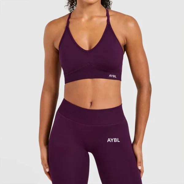 Ensemble de yoga sans couture : débardeur de sport, short et leggings de sport très élastiques pour la course et la gym