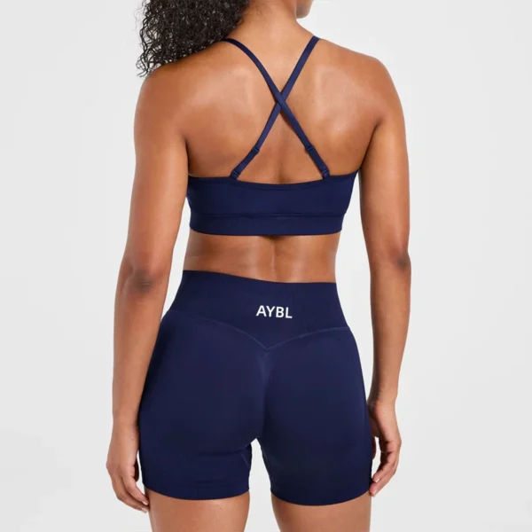 Ensemble de yoga sans couture : débardeur de sport, short et leggings de sport très élastiques pour la course et la gym